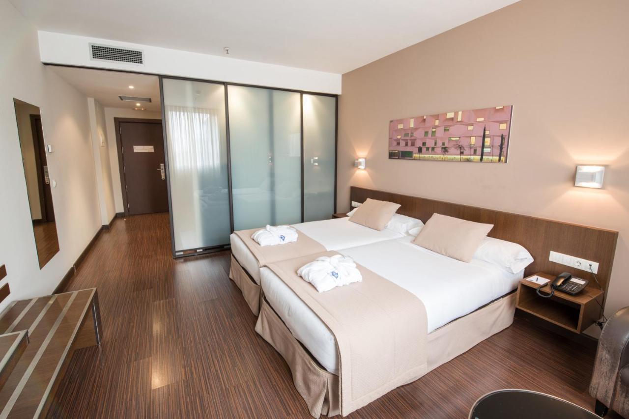 Hotel Arva Abad San Antonio à León Extérieur photo